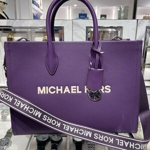 MICHAEL KORS Mirella Medium Pebbled Leather Tote Bag
Dark Purple 
NWT